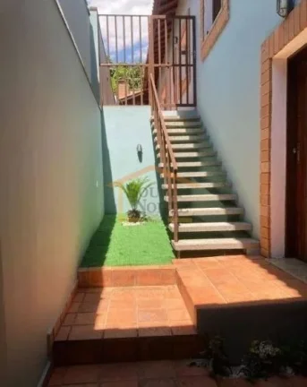 Imagem Sobrado 126m², 3 dormitórios amplos e bem iluminados, com armários planejados e 1 suíte luxuosa,...