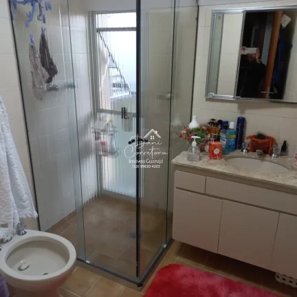 Imagem Apartamento à venda no Guarujá na Praia das Pitangueiras.