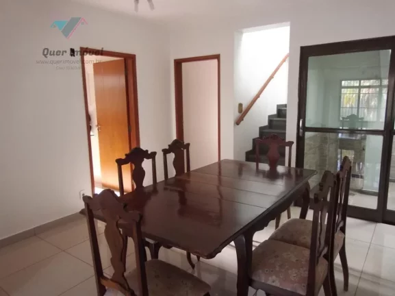 Imagem Imperdível oportunidade: Casa à venda em Ribeirão Preto-SP, 4 quartos, 2 suítes, 3 salas, 4 banheiros, 3 vagas de garagem e 245m².