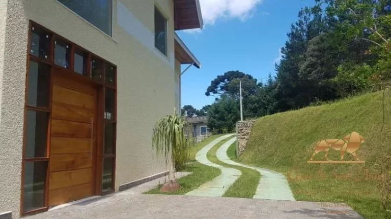 Imagem Oportunidade!! Casa nova em condomínio a venda em Campos do Jordão-SP
