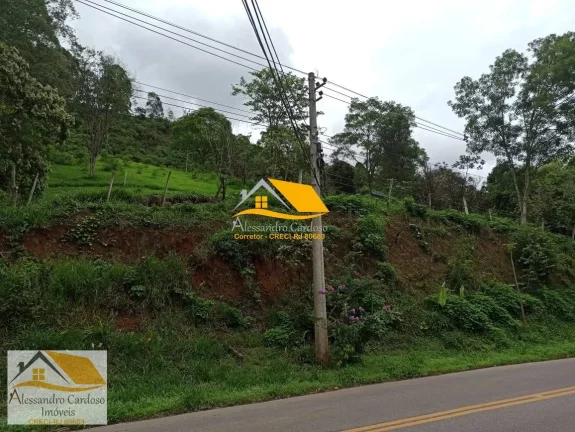 Imagem Terreno de 450 mts² em Amparo