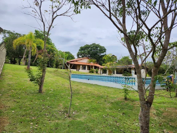 Imagem CHÁCARA COM PISCINA E EDÍCULA LOCALIZADA NA CANANEIA