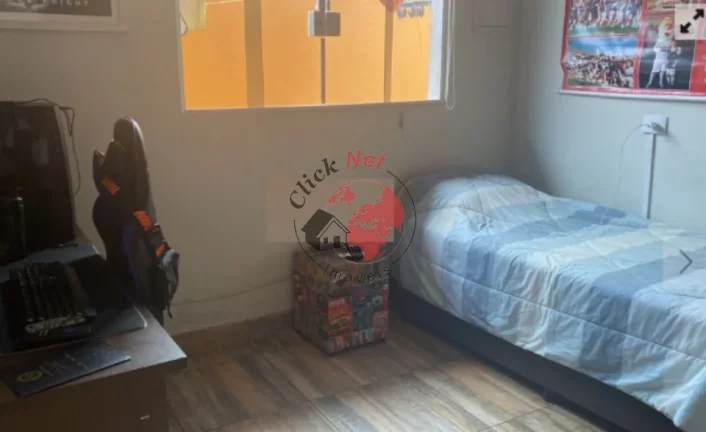 Imagem Casa Térrea Itanhaém troco por z sul ou Abc - 5 dormitórios sendo 1 suíte ,piscina , churrasq ,5 vagas , bairro Campos Eliseos,Itanhaem