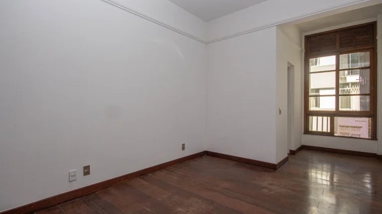Imagem Apartamento Botafogo - 87M², 2 Dorms, 1 Vaga Demarcada, Playground, Área Verde, Ar Condicionado, Armários.