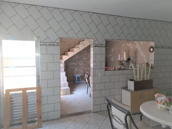 Imagem Sobrado com 300 metros quadrados aproximadamente de área total e 150 metros quadrados de área cons...