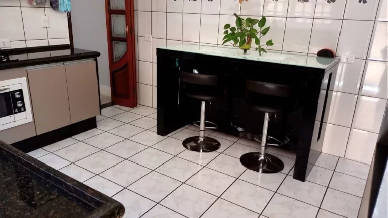 Imagem Sobrado com 3 dormitórios à venda, 112 m² por R$ 600.000,00 - Cidade Edson - Suzano/SP