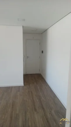 Imagem Sala Comercial para Venda na Avenida 9 de Julho ao lado do Pão de Açúcar
