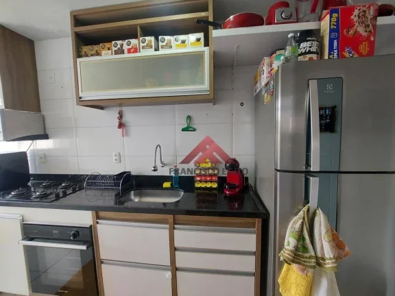 Imagem Apartamento com 2 dormitórios à venda, 60 m² por R$ 210.000,00 - Colubande - São Gonçalo/RJ