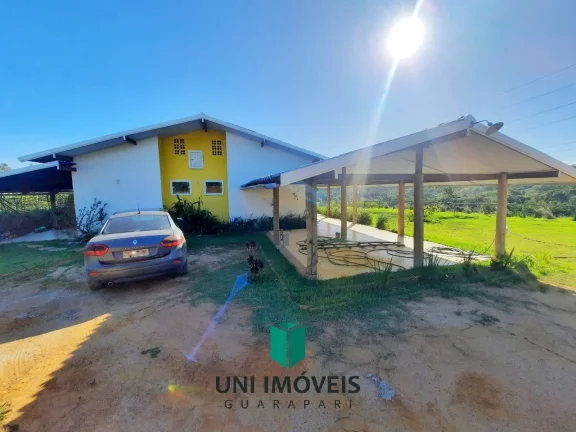 Imagem Maravilhosa chácara de 10.000m² com casa pronta para morar no interior de Guarapari.