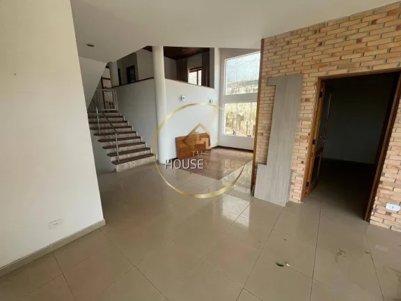 Imagem Casa Sobrado, 4 dormitórios ( 4 Suítes), 440m², Condomínio Mirante do Vale.