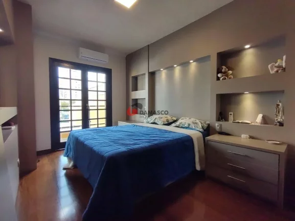 Imagem Sobrado à venda 3 Quartos, 1 Suite, 15 Vagas, 296M², Santa Maria, São Caetano do Sul - SP