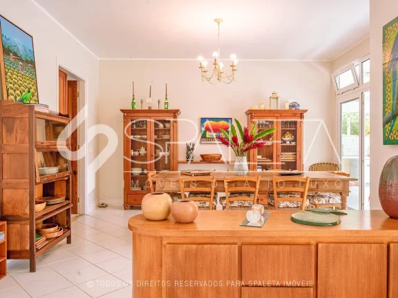 Imagem Casa de praia excepcional à venda no condomínio Costa Verde em Caraguatatuba