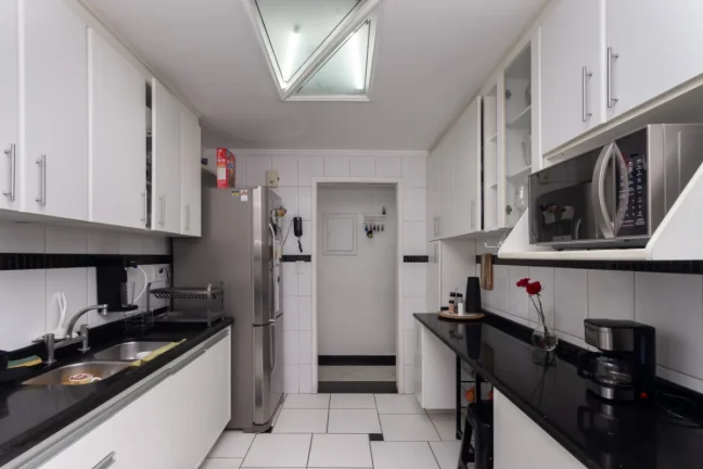 Imagem Apartamento para venda em Vila Guilhermina com 3 quartos, sendo 1 suíte , 77m2