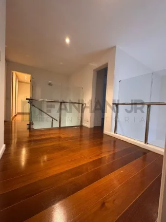 Imagem Apartamento de luxo no coração de São Paulo: 3 quartos, 3 suítes, 3 salas, 5 banheiros, 3 vagas de garagem, 170m² no Itaim Bibi.