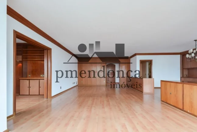 Imagem Apartamento na Rua Rio de Janeiro com 276 m², 4 quartos e 2 vagas em Higienópolis.