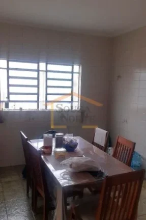 Imagem Casa à venda no Parque Mandaqui com 307m² de área privativa e 5 dormitórios, sendo 3 suítes. Am...