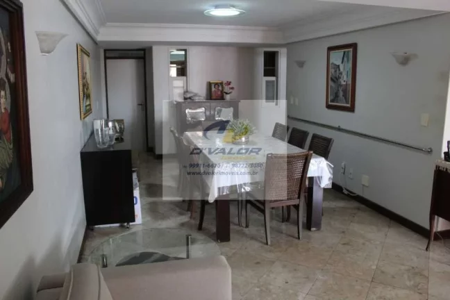 Imagem Vendo apartamento com 188,m², varanda ampla, 4 quartos s/ 2 suítes, DCE, sala p/ 2 ambientes e 2 vagas