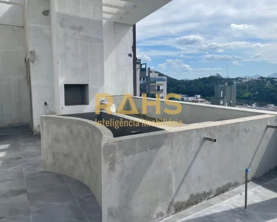 Imagem Encantadora cobertura a venda no Edifício Munich Tower O Munich Tower é um projeto encantador, que...