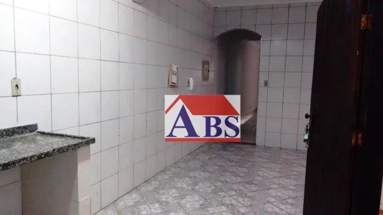 Imagem Sobrado com 3 dormitórios à venda, 223 m² por R$ 430.000,00 - Vila Ponte Nova - Cubatão/SP