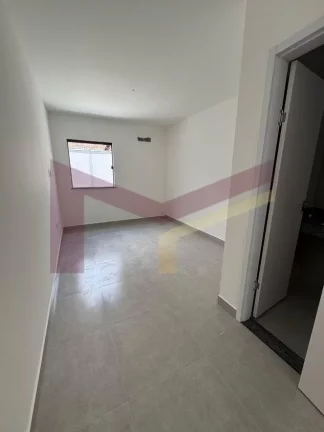 Imagem Casa Nova, 2/4 sendo 1 suíte pronta para morar - Gabriela