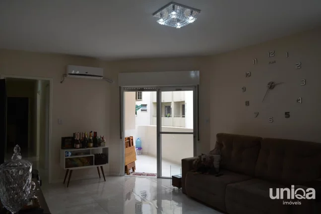 Imagem Apartamento 3 Dorm (1 suíte) para venda em Santa Maria - Próximo ao centro