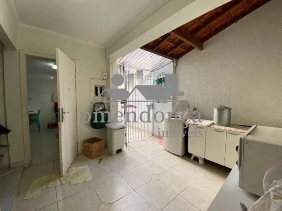 Imagem Casa de Vila em rua fechada a poucas quadras do Parque da Agua Branca.
