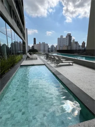Cobertura à venda com 3 quartos, sendo 3 suítes, no condomínio Clari Pinheiros, São Paulo - SP