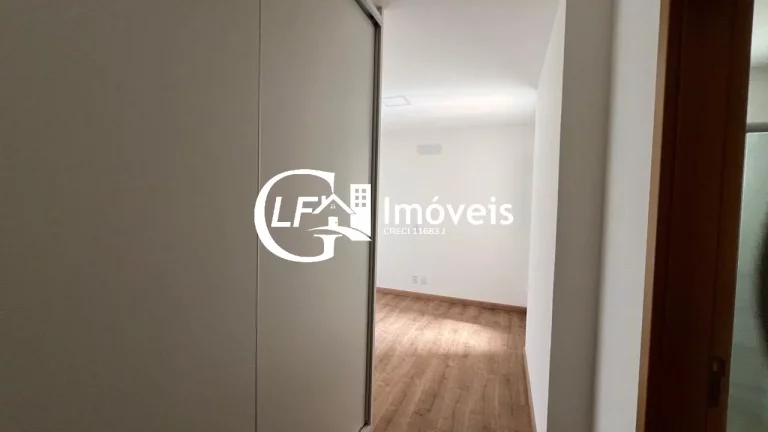 Imagem Apartamento à venda no Centro de Campo Grande-MS: 3 quartos, 3 suítes, 3 salas, 2 banheiros, 3 vagas de garagem, 166,00m² de área.