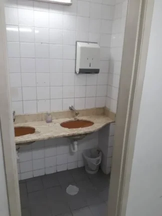 Imagem Poucas opções semelhantes disponíveis hoje