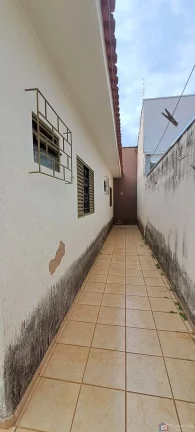 Imagem Casa à venda no bairro Copacabana em Patos de Minas.