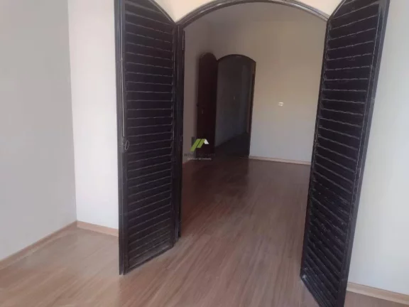 Imagem CASA LOCALIZADA EM VARZEA PAULISTA