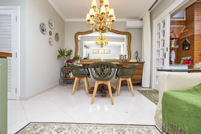 Imagem Sobrado 3 Quartos no Atuba – Suíte, Quintal e 2 Vagas – Aceita FGTS!