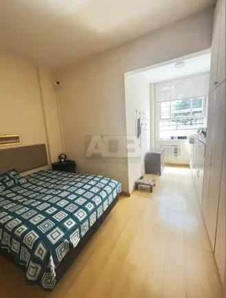 Imagem Apartamento à venda em Copacabana, 3 quartos + Dependência, 95m2.