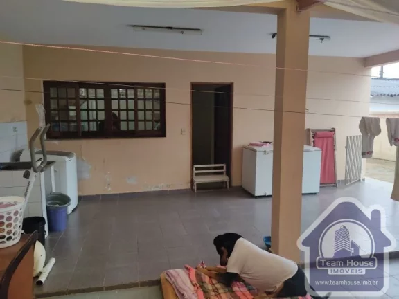 Imagem Sobrado a venda na Vila Lavínia em Mogi das Cruzes SP