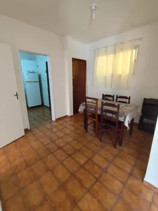 Imagem Apartamento Alto Padrão, 03 Quartos, 02 Suites, Varanda, Area Externa, 105 mts2, Escada, Praia do Morro, Guarapari - ES