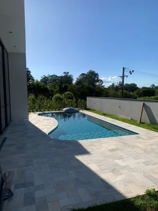 Imagem Incrível casa a venda no Condomínio Ninho Verde - Porangaba/SP.