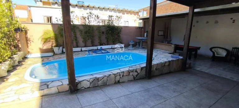 Imagem Sobrado com 5 quartos sendo 3 Suítes e com piscina para venda em Barra Velha - SC