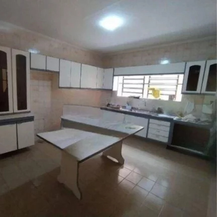 Imagem Sobrado com 4 dormitórios para alugar, 207 m² por R$ 2.612/mês - Parque Marajoara - Santo André/SP
