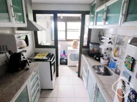 Imagem Acordar com o Guaíba na sua janela é mais do que morar, é viver melhor.

Apartamento de alto padr...