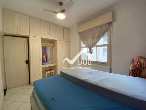 Imagem Apartamento com 2 dormitórios , na orla, frente mar com 1 vaga de garagem box privativa à venda, 121 m² por R$ 1.200.000 - Aparecida - Santos/SP