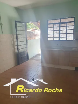 Imagem Grande oportunidade de casa grande e espaçosa !