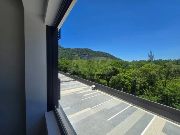 Imagem Apartamento à venda na barra da Tijuca, 2 quartos, 1 vaga, 55m2.