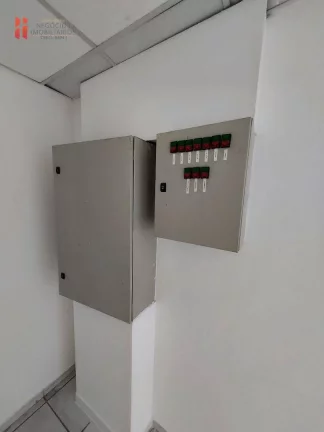 Imagem LOJÃO COM 220M ² NA PRINCIPAL AVENIDA DE CAXIAS