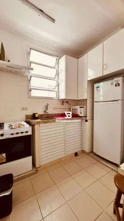 Imagem Kitnet com 1 dormitório à venda, 27 m² por R$ 268.000,00 - Pitangueiras - Guarujá/SP