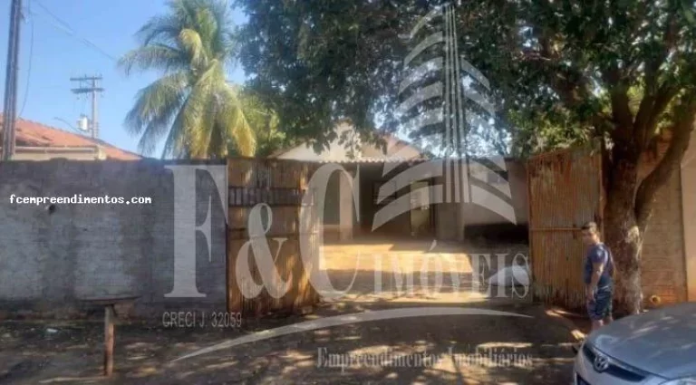 Imagem Casa para Venda em Pereira Barreto, Jardim São Francisco, 2 dormitórios, 2 banheiros, 6 vagas