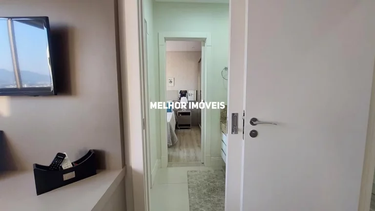 Imagem Apartamento a venda com 105 m² no Centro de Balneário Camboriú.