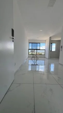 Imagem Apartamento com varanda/sacada no bairro do Portal do Sol- AP2710.