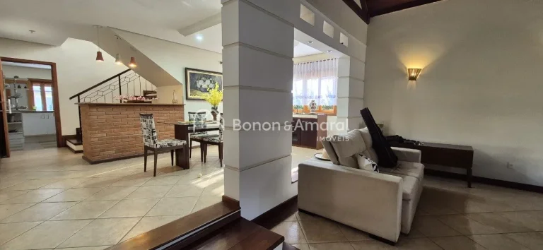 Imagem Casa Condomínio Estância Paraíso - Região Alphaville

Charmosa, construção sólida, 510 m² de...