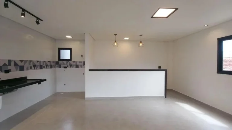 Imagem Casa para Venda em Praia Grande, Caiçara, 3 dormitórios, 1 suíte, 2 banheiros, 1 vaga