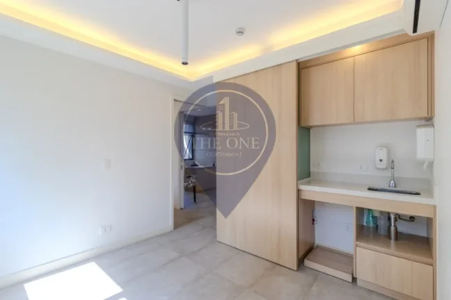 Imagem Conjunto Comercial à Venda na Vila Mariana: 4 Salas, 2 Banheiros, 1 Vaga, 45m² de Área em São Paulo-SP!